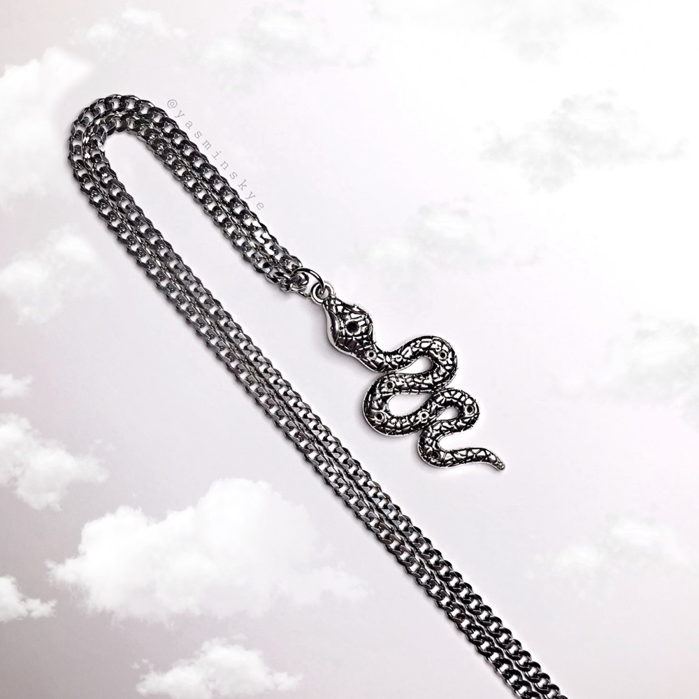 NEW Snake Necklace ✨🐍